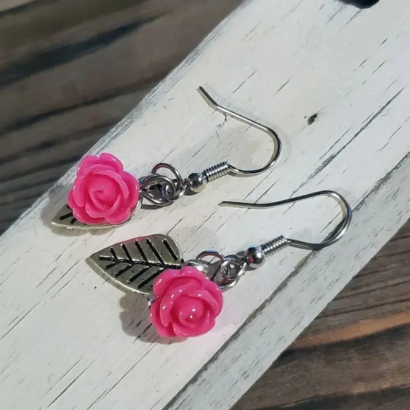 Handcrafted Antique Silver Leaf Deep Pink Lucite Rose Dangle Earrings - Picture 1 of 8